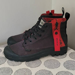 Palladium Pampa Unzipped W-76443-008-M Black Red Sneaker Size 5.5 Mens
